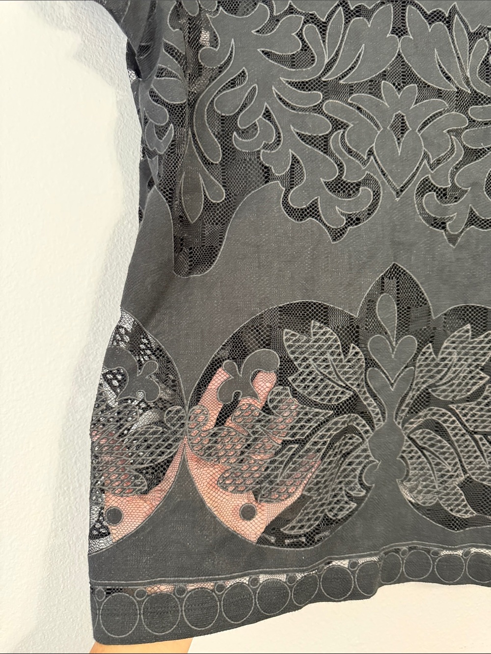 Banana Republic Black Lace Short Sleeve Blouse - Picture 4 of 10